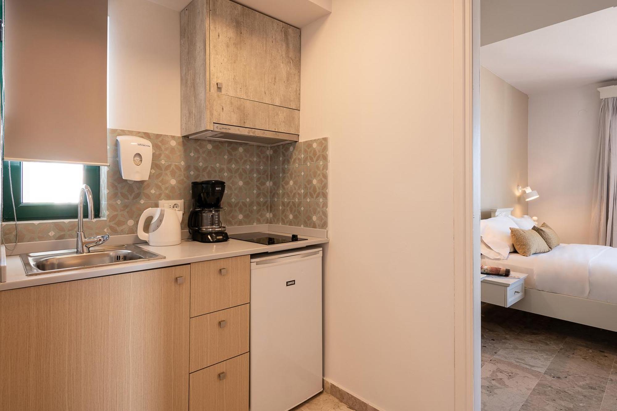 Caldera Village Agia Marina Habitación foto