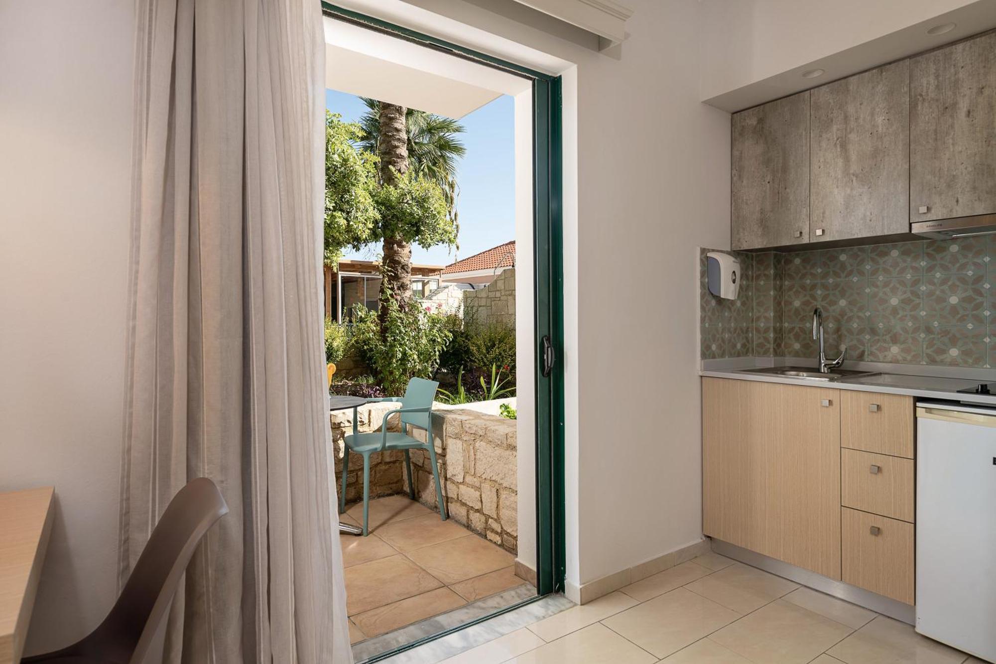 Caldera Village Agia Marina Habitación foto